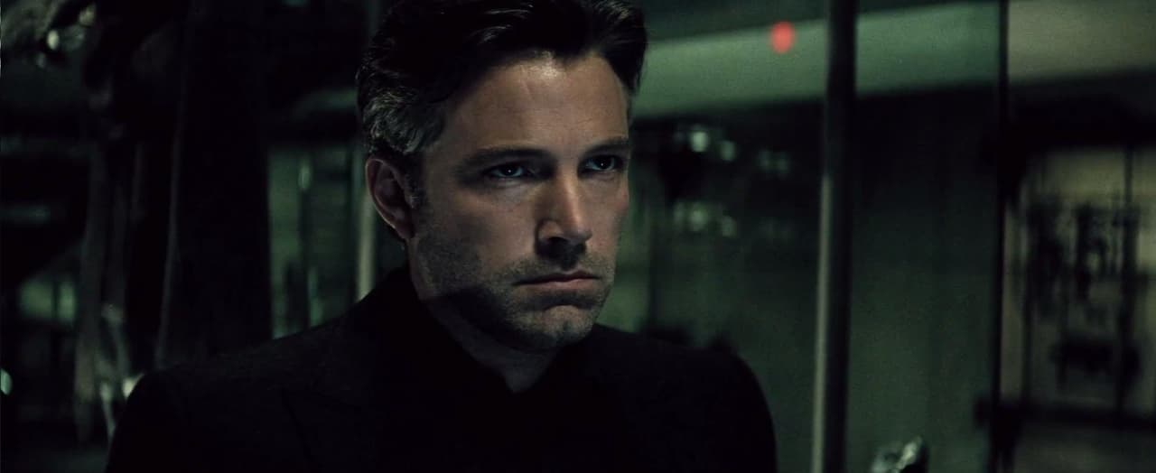 Affleck confesó recientemente que el alcoholismo y las experiencias difíciles interpretando al Hombre Murciélago lo orillaron a dejar el personaje justo después de entregar el primer guion para The Batman.