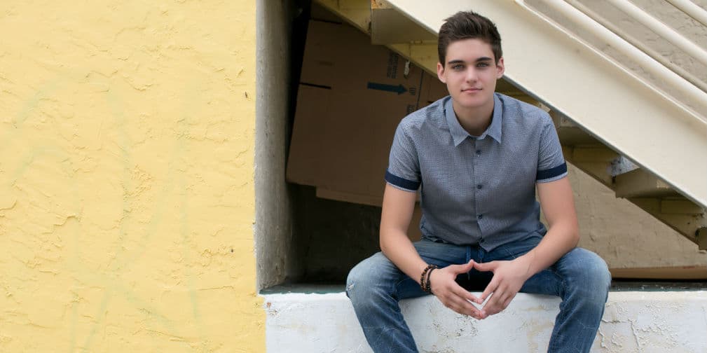 Deja que Nick Merico te 'hechice'