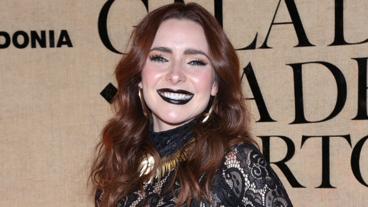 Ariadne Díaz causa revuelo con su tremendo cambio de look; así luce la nueva imagen de la actriz