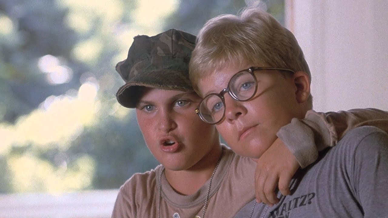 En 1985 apareció en 'Russkies', en el que tres niños de 12 años terminaban encontrándose con un grupo de militares de la unión soviética. Esta comedia estaba llena de malos entendidos y mucho drama.