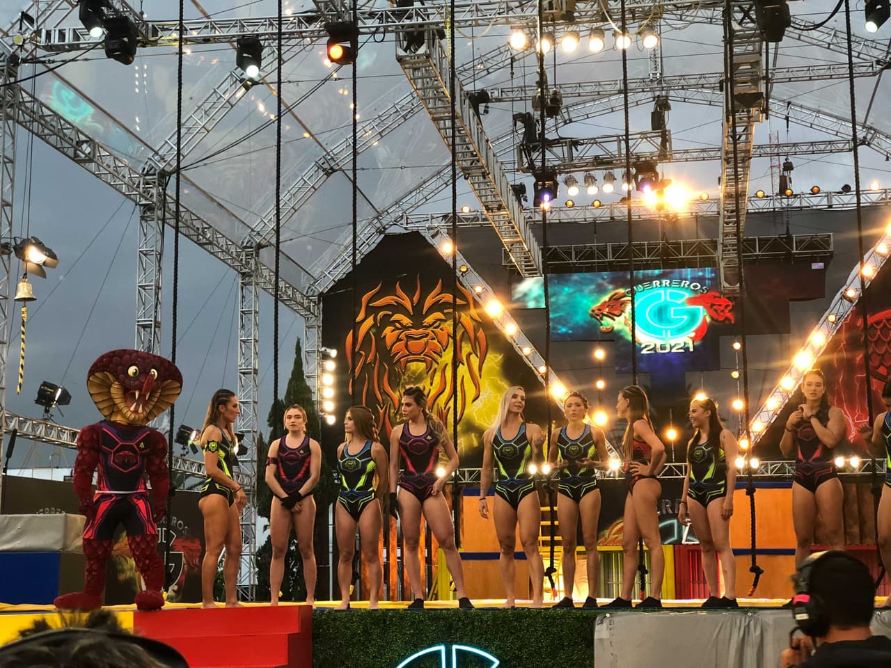Paola, Lolo, Jeff, Agustín, Brandon, Lairen y Julio regresaron a la competencia.
