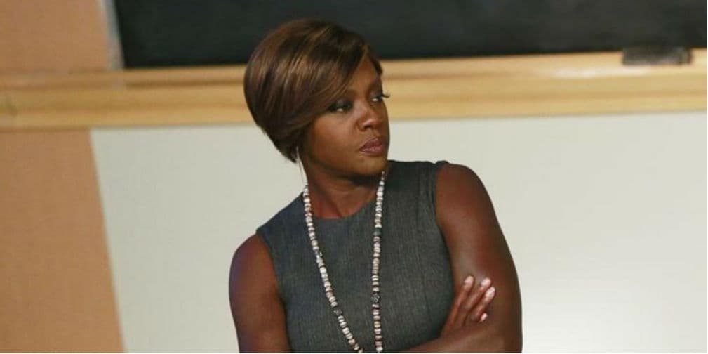 6. Annalise Keating (How To Get Away With Murder): Como profesora de derecho gana 2 millones de pesos al año.