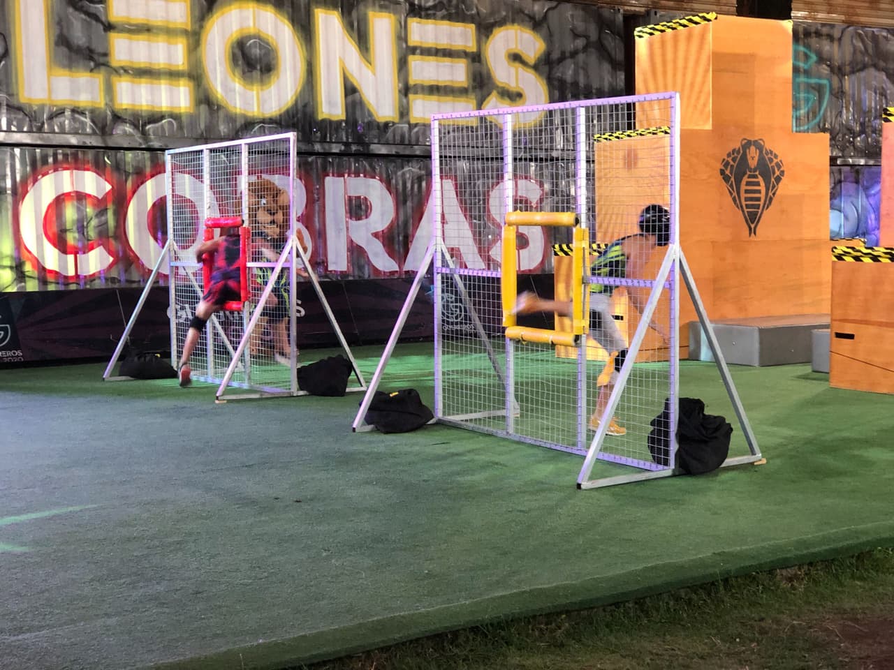 Christian y Agustín comenzaron en la prueba de Velocidad, en la que curiosamente ganaron los Leones ya que por lo regular, en este reto los Cobra tienen supremacía.