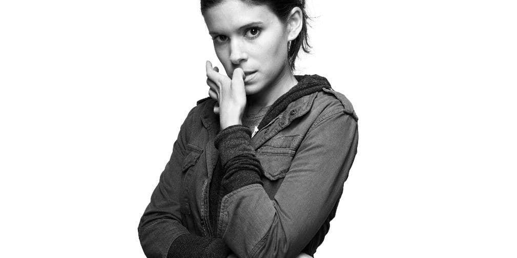 6. Zoe Barnes en House of Cards: Este personaje muere cuando Frank Underwood lo empuja a un tren subterráneo.