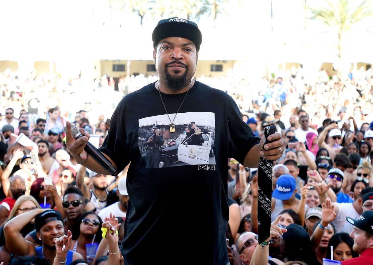 Además de ser actor, Ice Cube es un rapero muy conocido.
