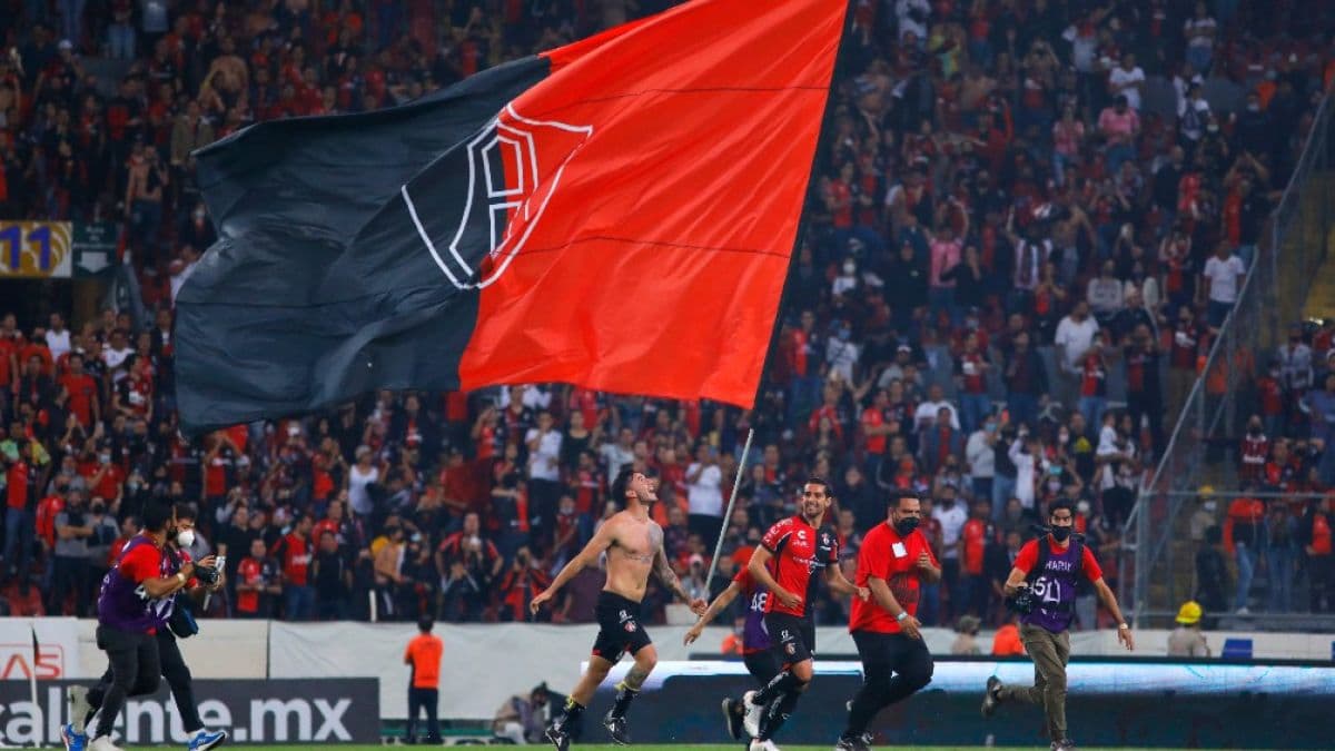 Restaurante ofrece tortas y tacos gratis si el Atlas queda campeón