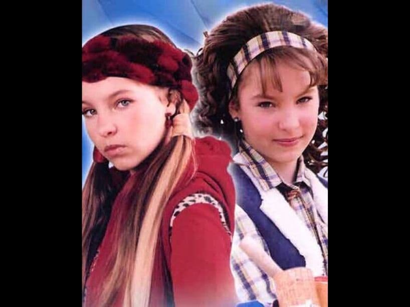 Un año después dio vida a Mariana Cantú y Silvana Del Valle en la primer telenovela en la que era absoluta protagonista, Cómplices Al Rescate.