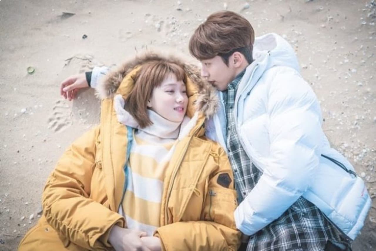 Bok-joo le confiesa al doctor Jae-yi que es levantadora de pesas; esto pasó en el capítulo 9 de ‘El hada de las pesas’ 