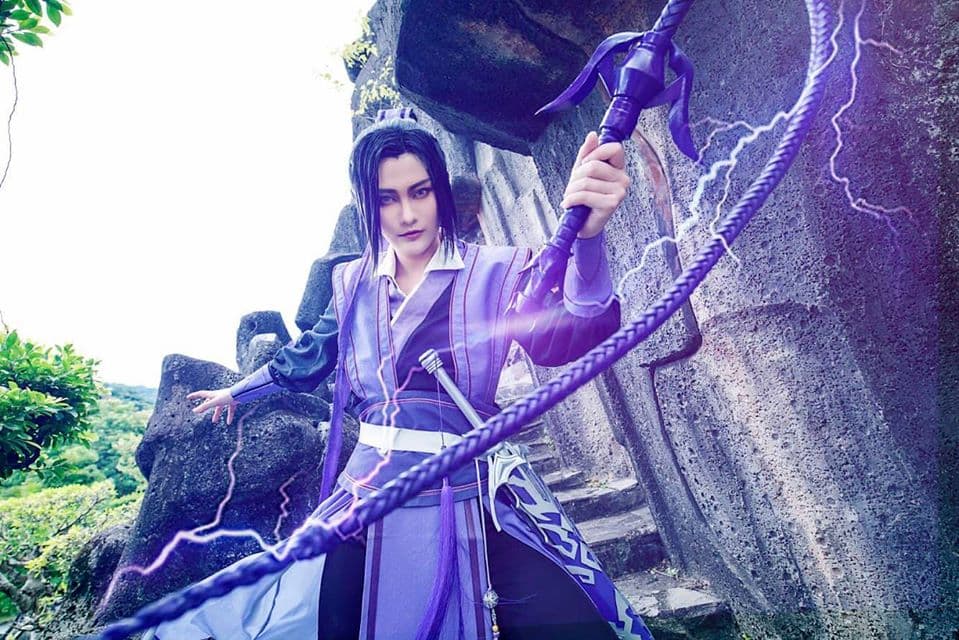 La cosplayer incluso ha mostrado su talento para retratar a personajes masculinos.