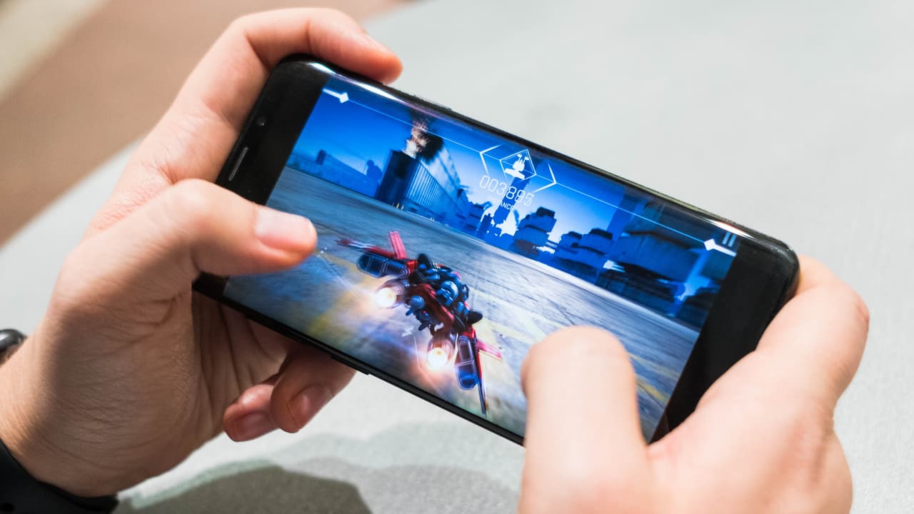 El celular se ha convertido en un espacio de juego importante para muchas personas. Pero más allá de unos cuantos juegos, como Pokémon Go, Mario Kart Tour o Free Fire, es fácil perderse. Escogimos 10 juegos que, quizá, te resulten interesantes.