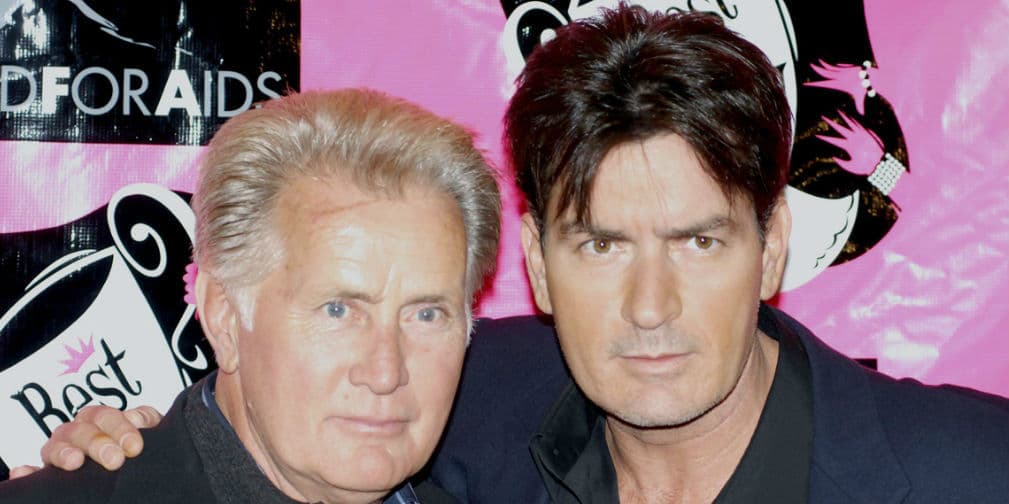 7. Martin Sheen: Tiene tres hijos actores: Emilio Estévez, Ramón Estévez y Carlos Estévez o Charlie Sheen.