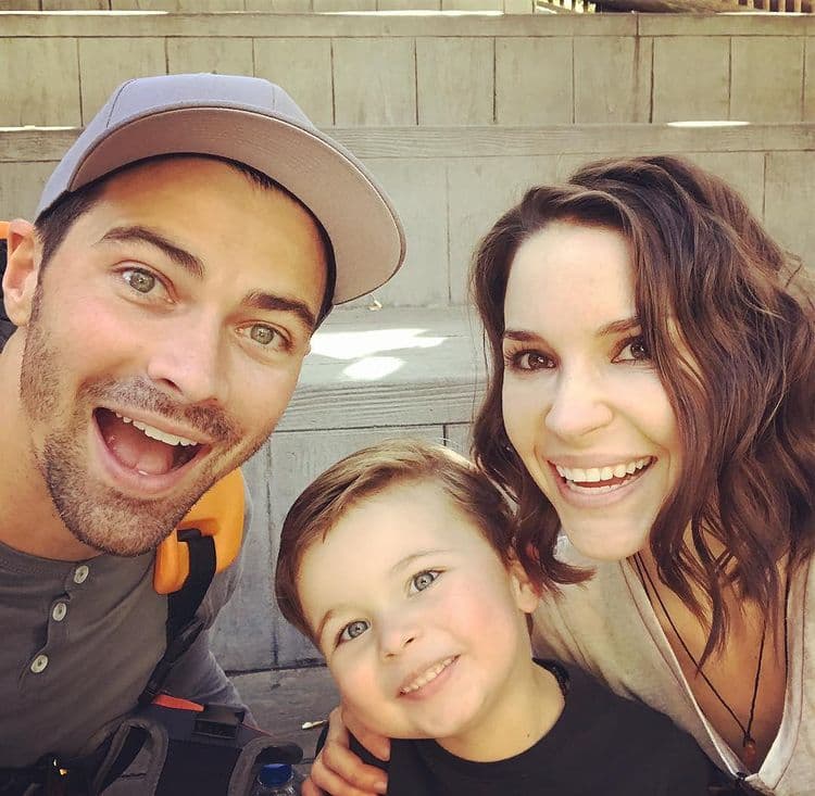 Matt está casado con Mandy Musgrave, con quien tuvo a su hijo, a quien se refiere en redes como #MackAttack.