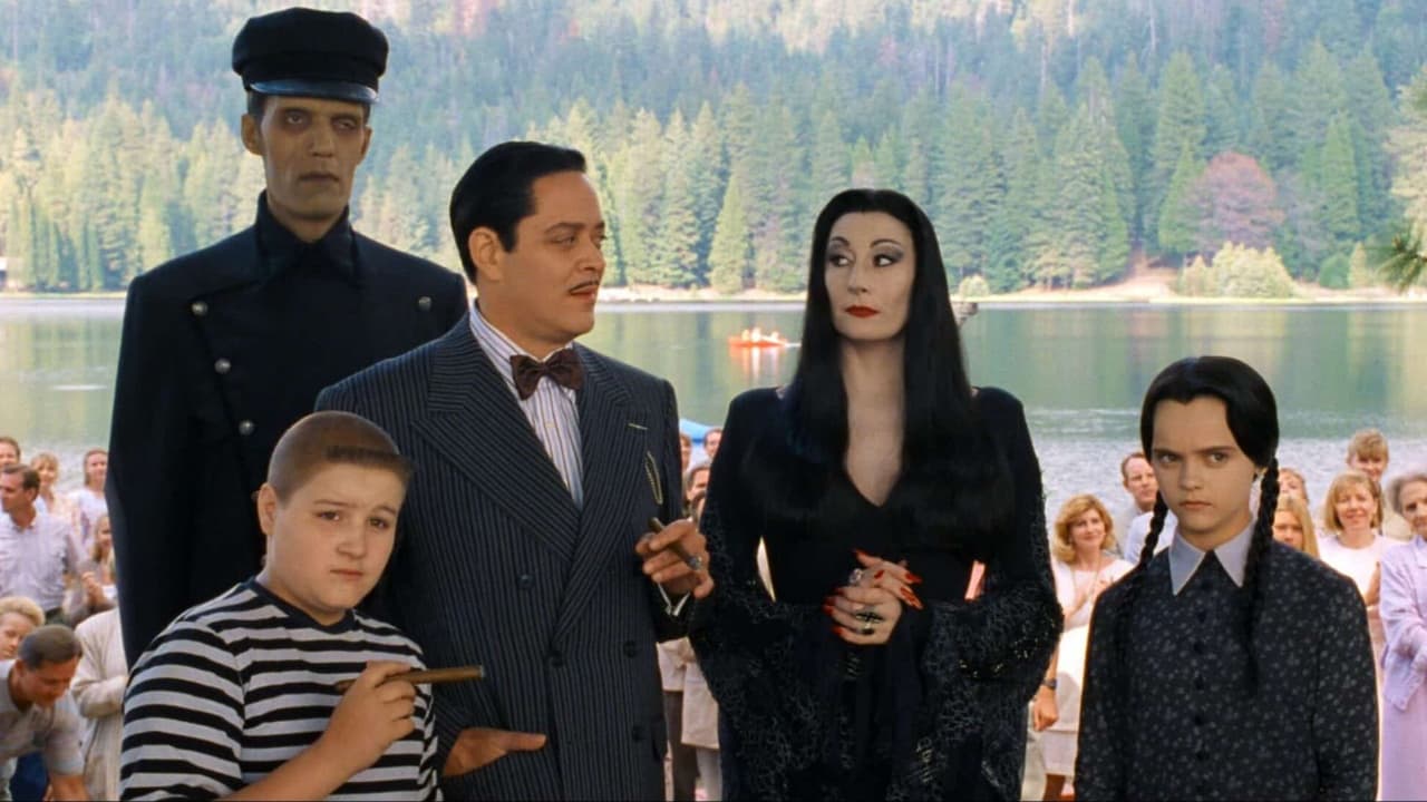 Los Locos Addams 2: ¿A qué hora verla HOY por Canal 5?