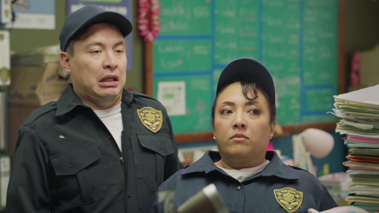 Oríllese a la orilla Capítulo 1: ¿Y si nos hacemos policías?