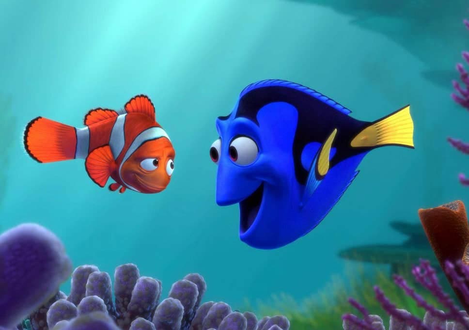 Los animales inteligentes no solo viven en la tierra, también lo hacen en el agua, como podemos ver en 'Buscando a Nemo'. Así es como Jon acomoda esta peli dentro del timeline. Aquí podemos ver el logo de BNL, otra prueba de que las cintas están conectadas.