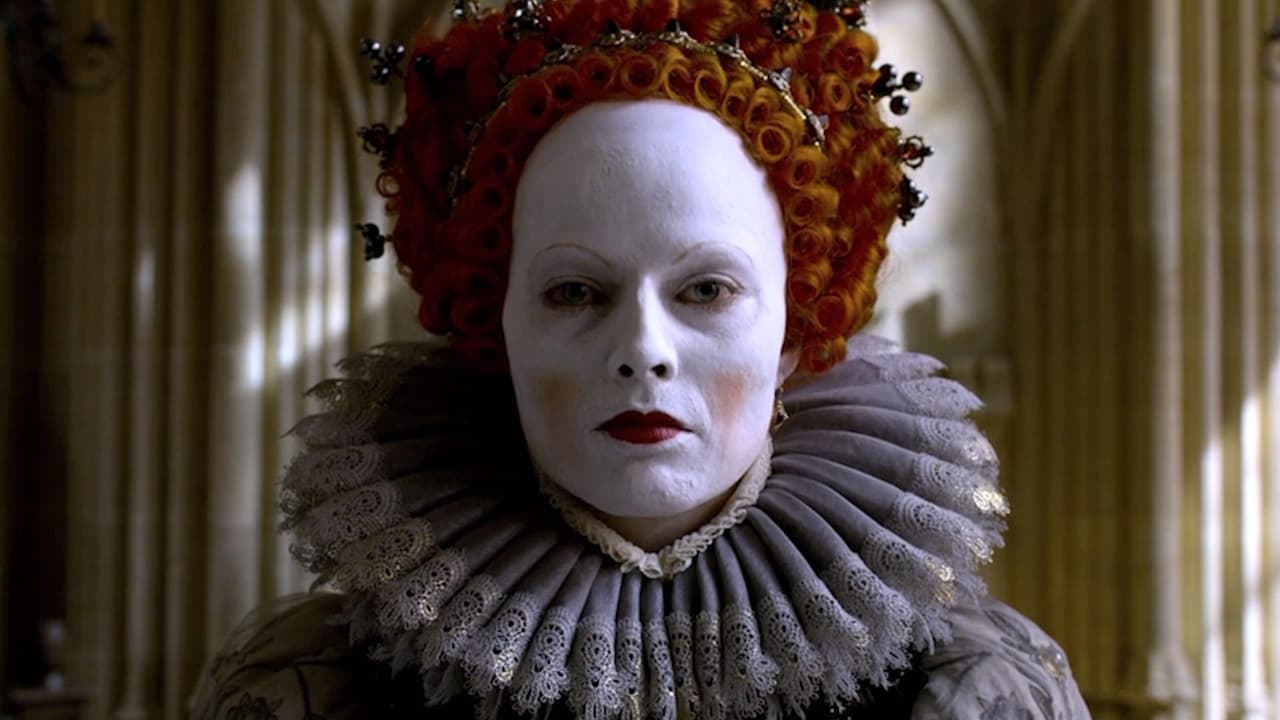 En 'Mary Queen of Scots', la actriz volvió a tener otro cambio drástico de imagen para protagonizar a la Reina Isabel I.