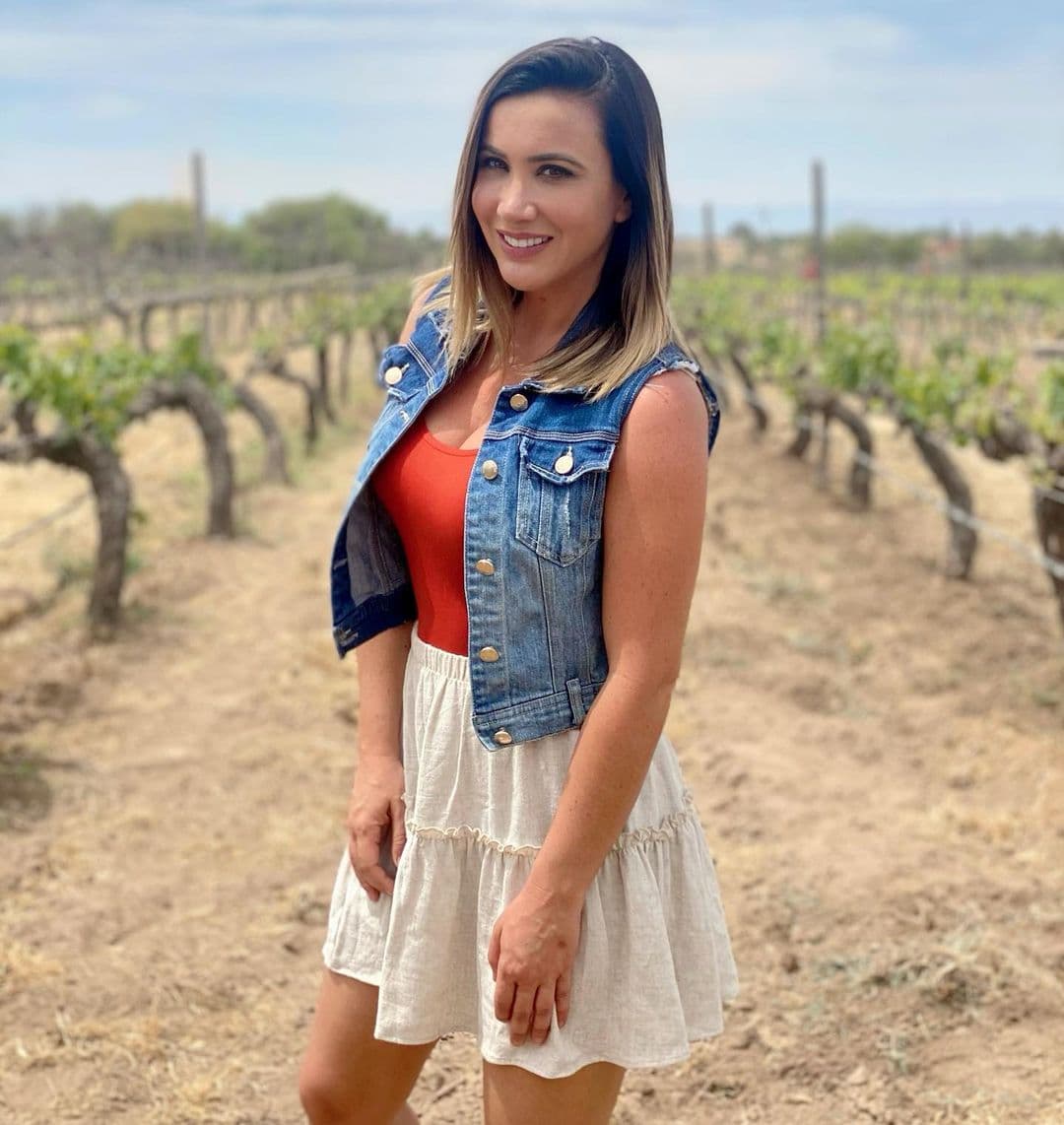 ¡La rompe récords lo hace de nuevo! Mariazel conquista Instagram con foto en traje de baño