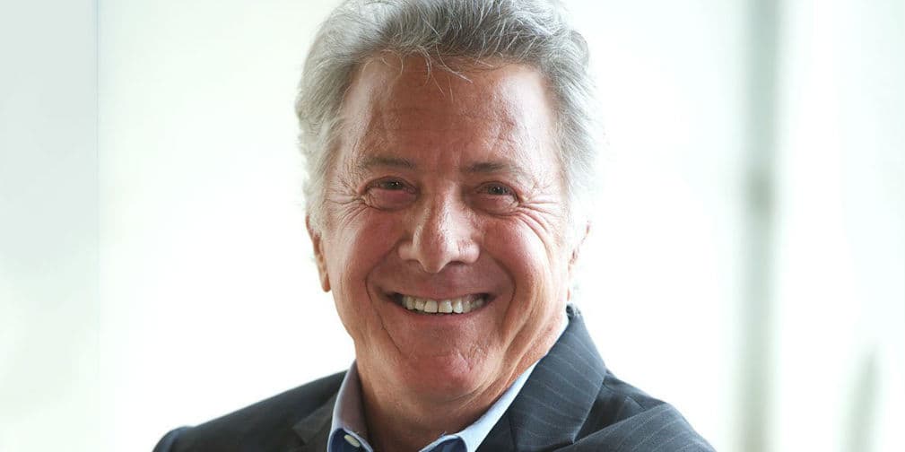 5. Dustin Hoffman: El ganador del Oscar ayudó a un hombre que sufrió un ataque al corazón en Londres en 2012.