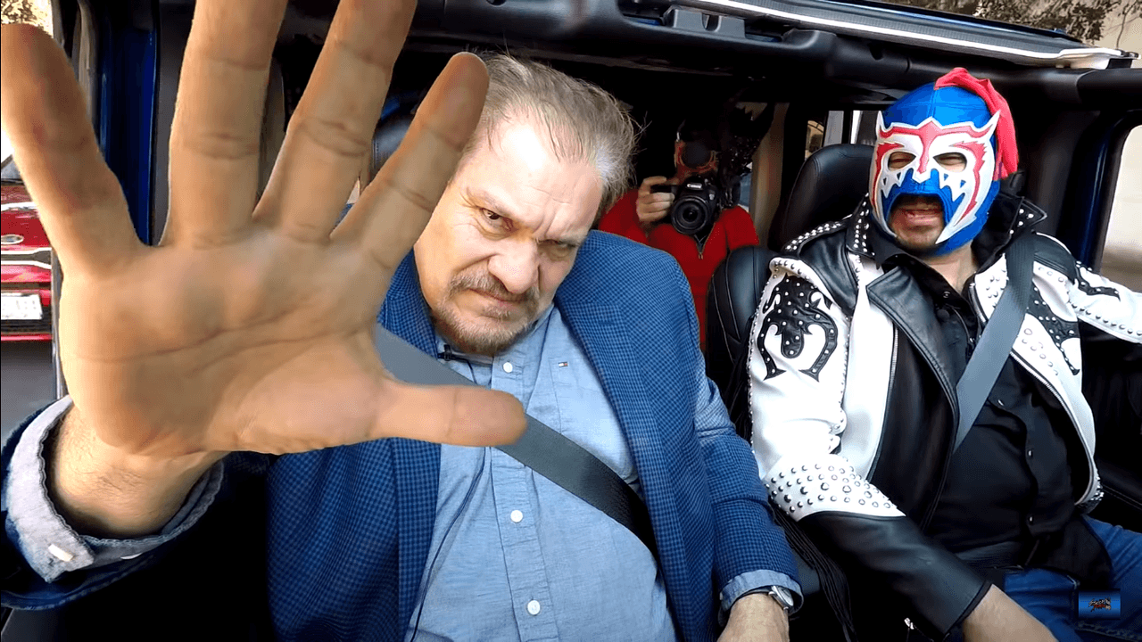 Mascarita, de 'Matando Cabos', paseó con el Escorpió Dorado