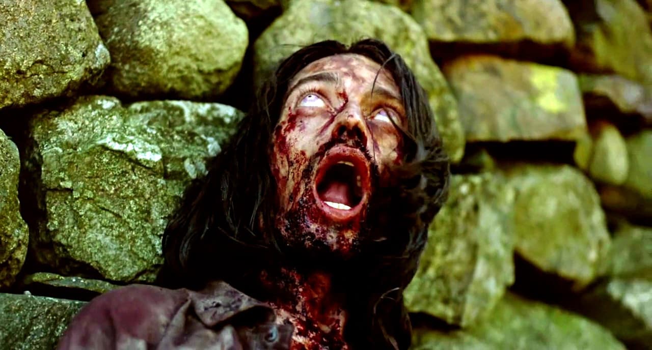 2. Zombie de 28 Days Later: Los muertos vivientes de Exterminio no eran lentos, eran aterradoramente rápidos.
