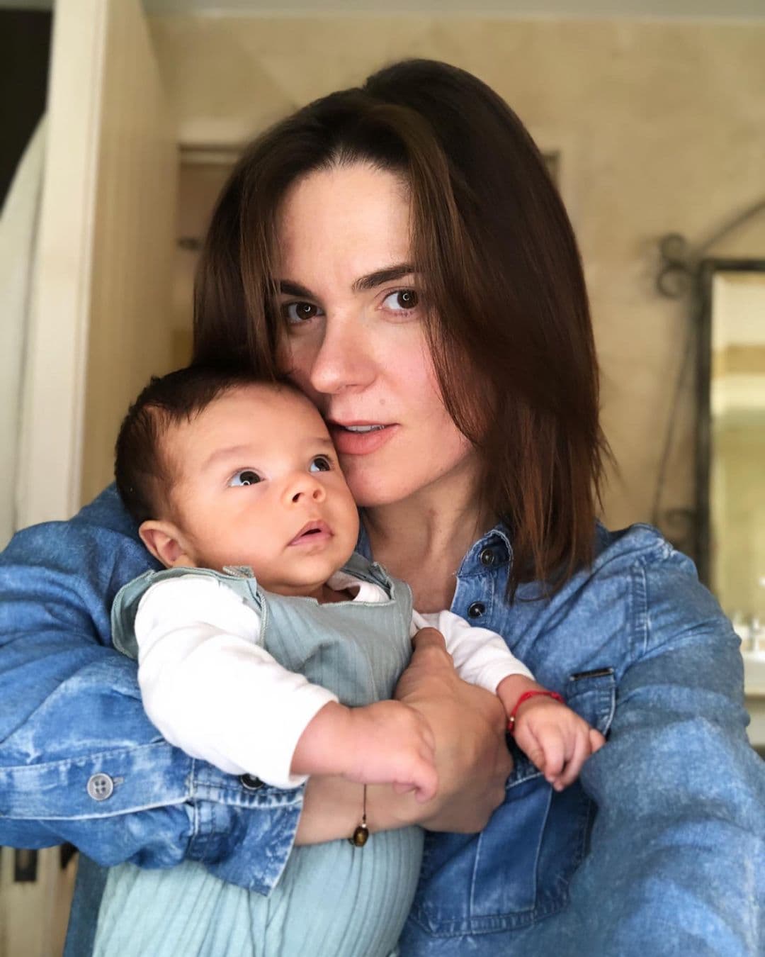¡Ya creció! Zoraida Gómez celebra los tres meses de su bebé con tierna foto