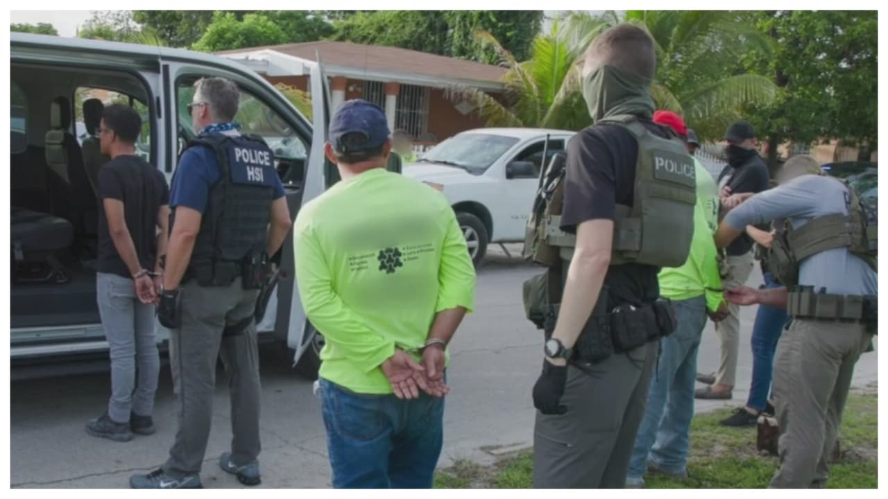 “Su único delito es que salió a trabajar”: esposa de uno de los trabajadores arrestados por ICE en Miami