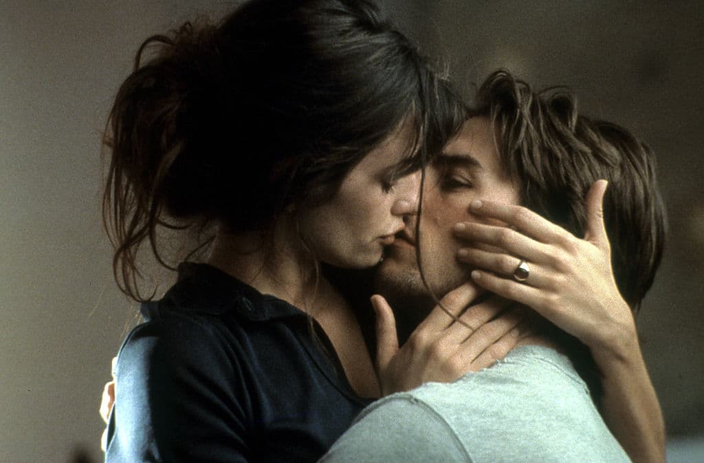 También ha ganado tres Premios Goya y un Premio BAFTA británico.