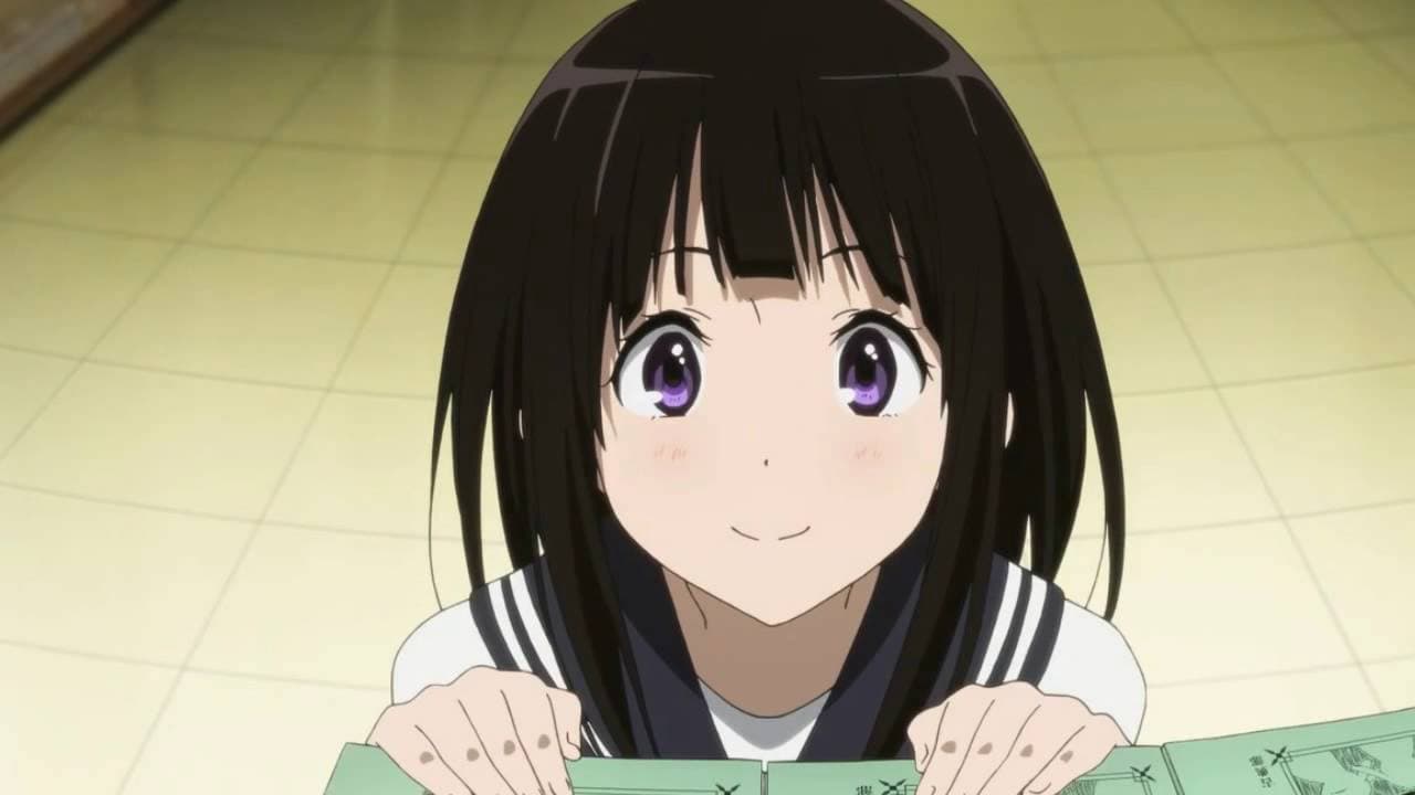 Eru no sólo es una estudiante que pertenece al Club de Literatura, sino que además ayuda a resolver misterios. Eso le encanta a los fans de Hyouka.