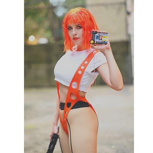 La mexicana está idéntica a Milla Jovovich en su papel de Leeloo en 'El quinto elemento'.