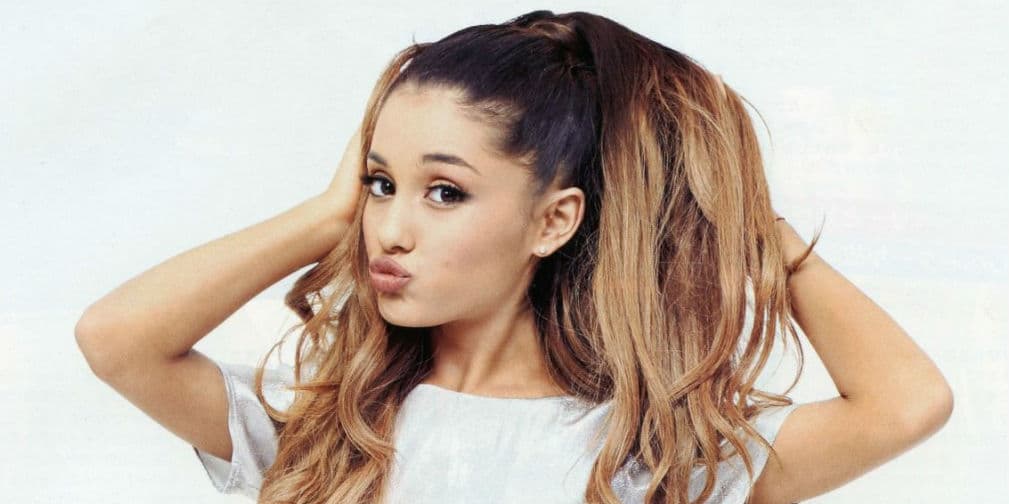 ¿Con quién está saliendo Ariana Grande?