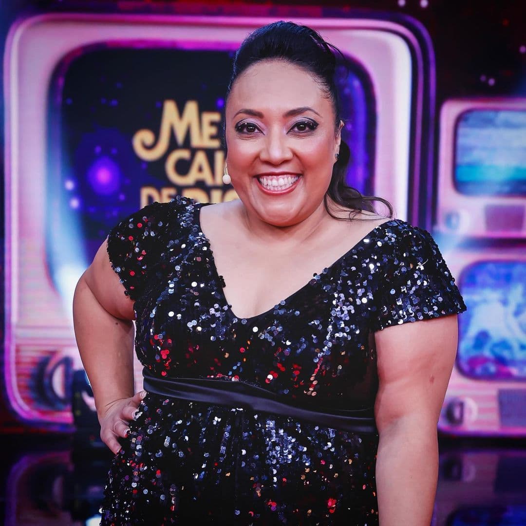 ¡Lo hace de nuevo! Michelle Rodríguez aparece con sexy top y fans la chulean