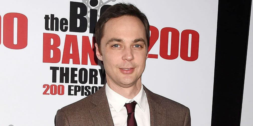 Jim Parsons cambia la ciencia por la brujería
