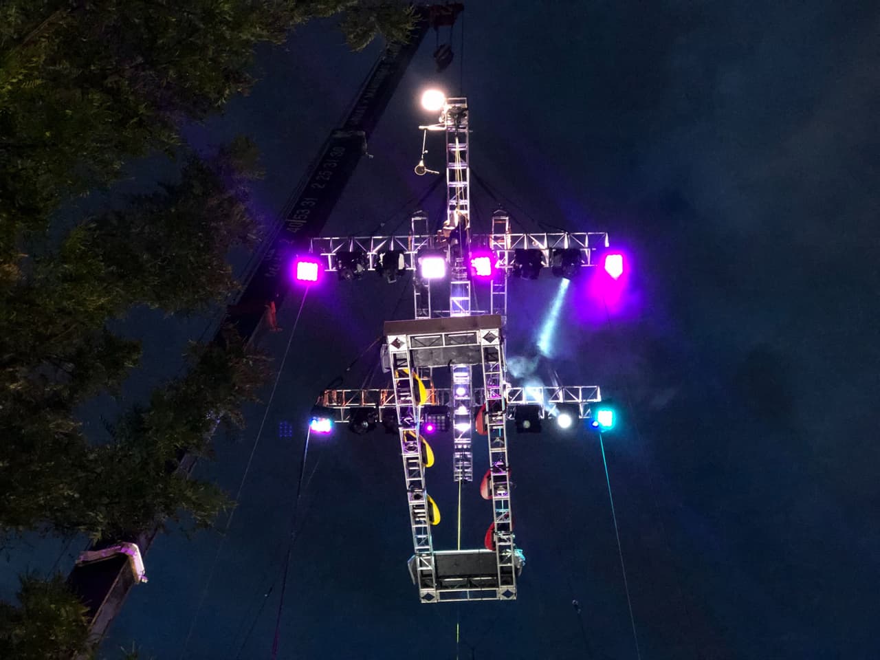 Brandón ganó en el cielo nocturno porque Sebas no tocó la campana al caer.