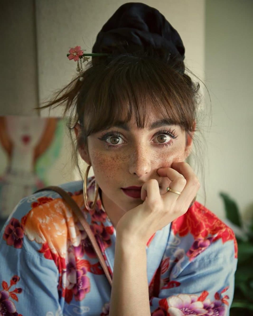 Natalia es hija del pintor Gullermo Téllez, ¡quien tuvo una participación especial junto a la actriz en la película ‘Veinteañera, Soltera y Fantástica’.