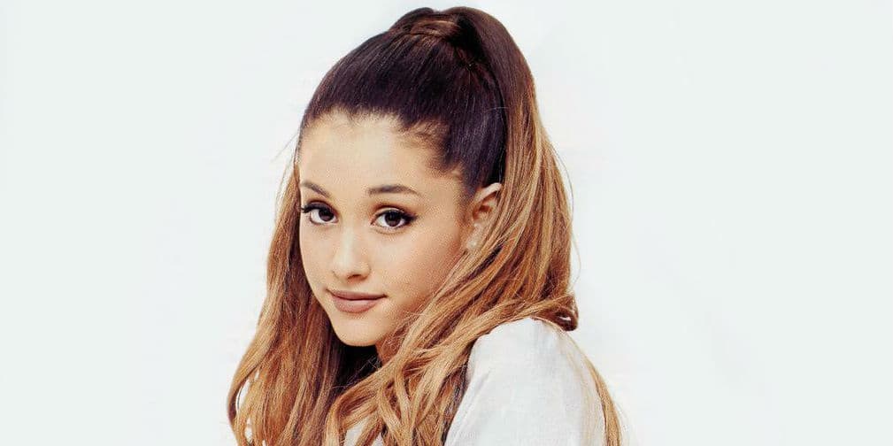 Baile de fan sorprende a Ariana Grande