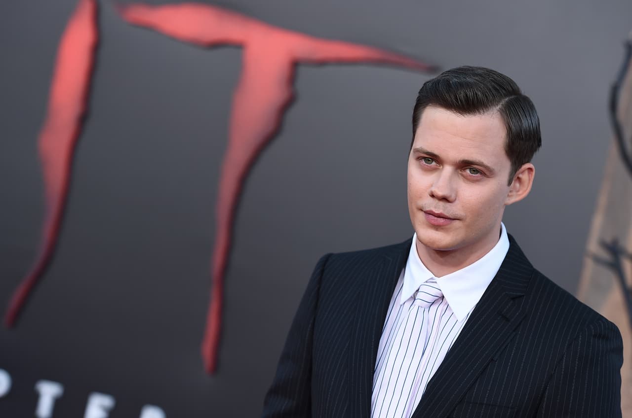 Bill Istvan Gunther Skarsgard es el actor sueco que encarnó al payaso Pennywise en esta reciente saga de Eso.