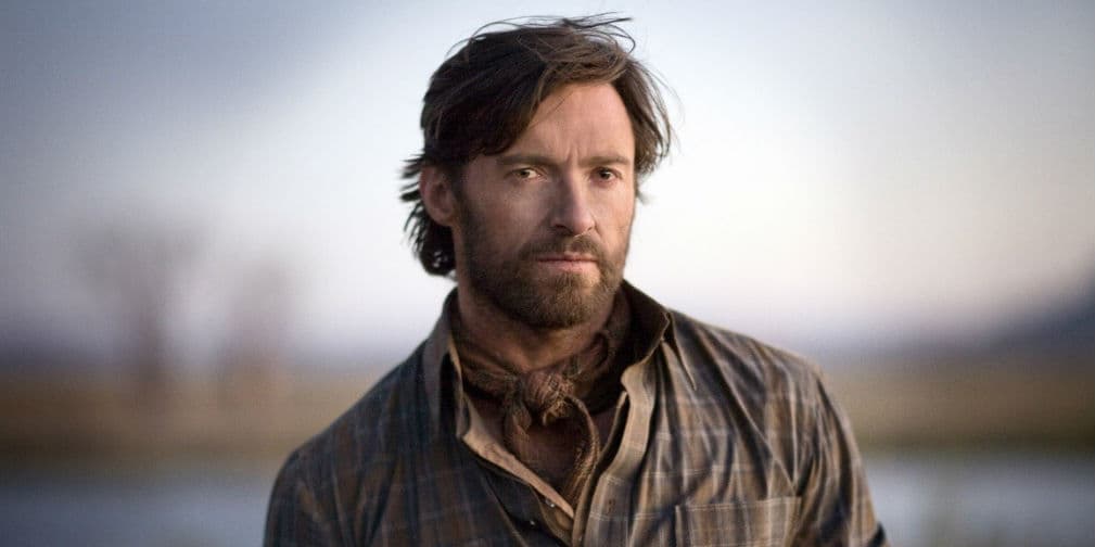 9. Hugh Jackman: No podía faltar Wolverine en la lista, otro de los famosos que enamoran con barba crecida.