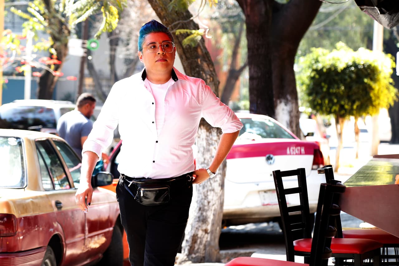 Manu Nna consiguió trabajo en DL & Compañía.