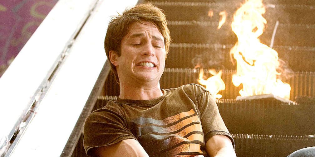 10. Bobby Campo (Nick OBannon): Este chico trató de salvar a sus amigos, pero terminó siendo arrollado por un camión.
