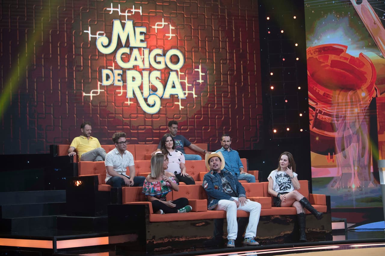 La Familia Disfuncional acompañó al Indio Brayan en 'Es Pregunta', siendo Marizel la ganadora de este juego.
