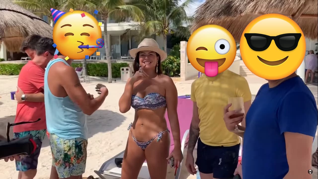 Así se puso la boda de Mariana Echeverría y la Familia Disfuncional estuvo presente