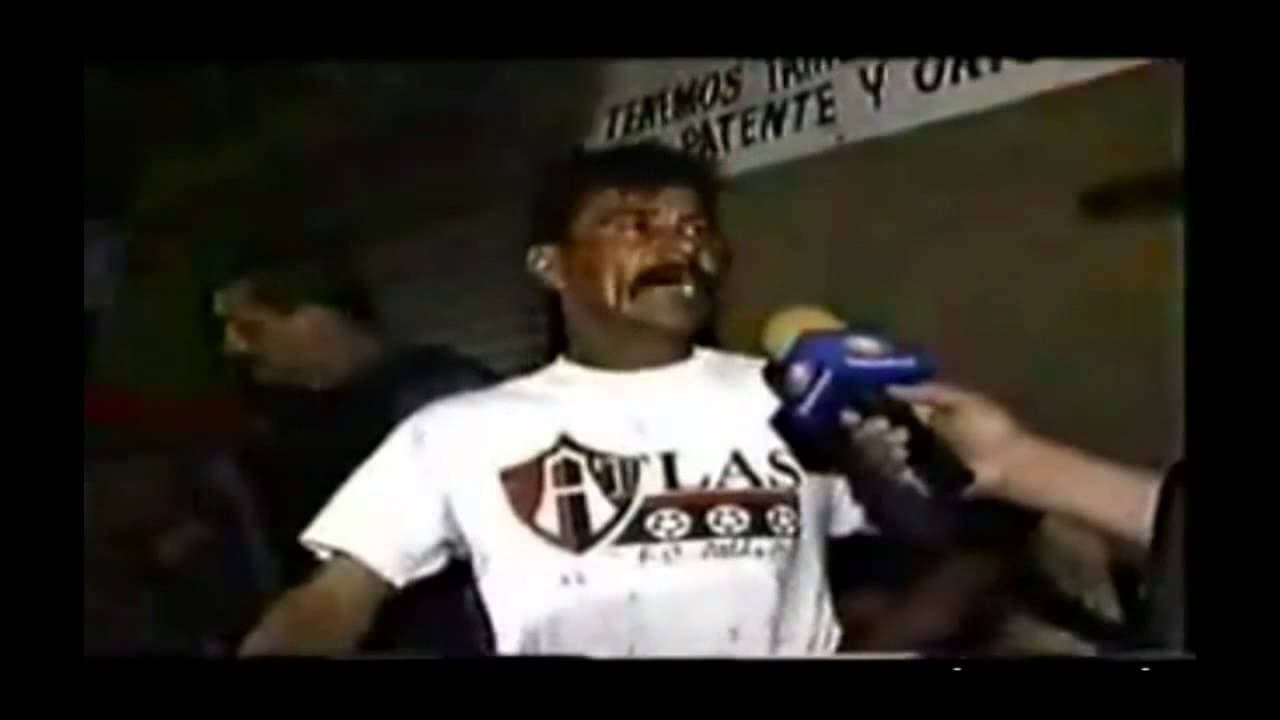El Show de la Barandilla, una sección que exhibía a los conductores borrachos en Guadalajara, mostró a un hombre que decía ser hijo del presidente de "La Canaca" y exigía la devolución de 50 mil pesos en 100 billetes de 500.