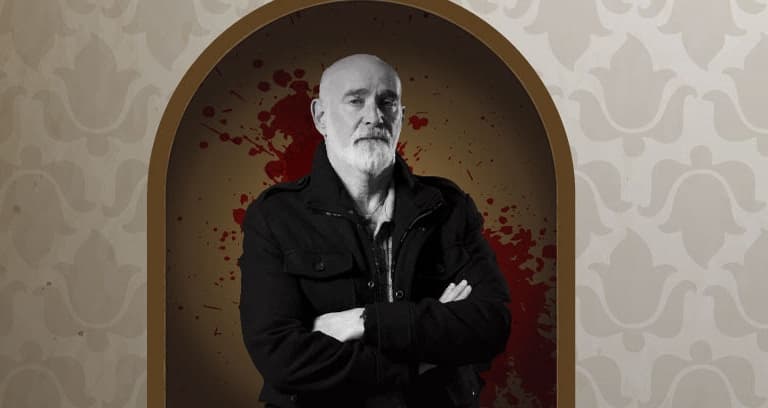 John Zaffis: Investigador paranormal norteamericano. Conductor del reality show Haunted Collector y gerente de la Paranormal and Demonology Research Sociaety de Nueva Inglaterra, que fundó en 1998. Estudió bajo la tutela de Ed y Lorraine Warren.