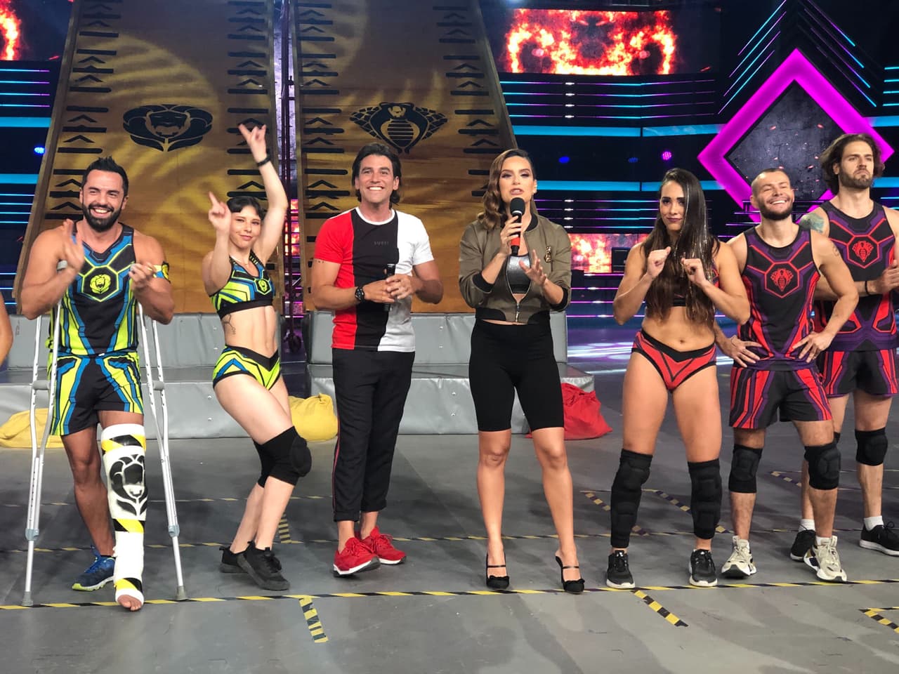 Llegamos a la semifinal de 'Guerreros 2020' y la semana inició con sorpresas inmediatamente, pues le dieron la oportunidad a Macky de que regresara uno de sus integrantes eliminados y eligió a Said. P., pero los equipos quedaban disparejos, por lo que también volvió Ella Bucio a Leones. Además, esta semana todos compiten por ser el mejor guerrero y quien consiga esto se llevará $200,000 pesos.