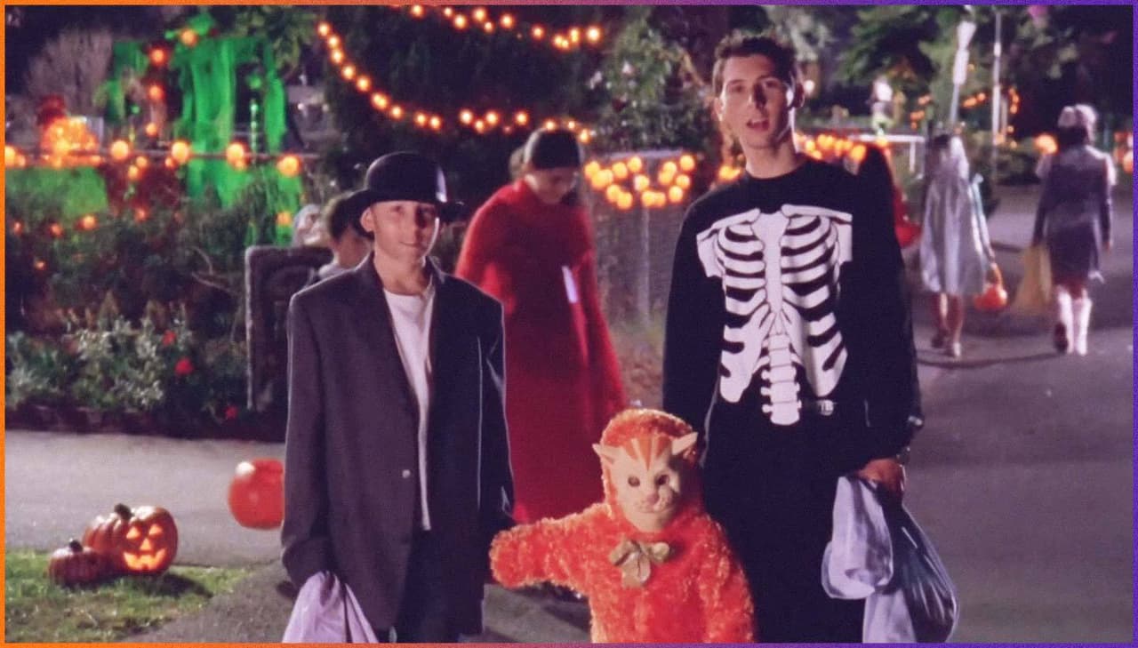 Estamos a pocos días de celebrar Halloween y aunque muchos ya pensaron en su maratón de películas de terror, no olvidemos que en las series de televisión también se ha conmemorado esta festividad.