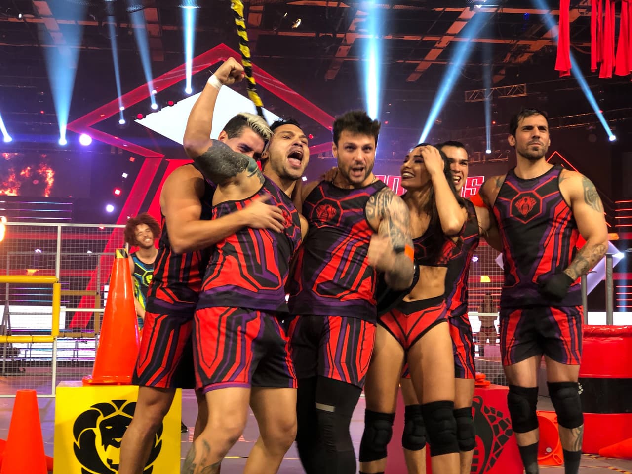 Memo vs Brandon, fue el primer encuentro en ‘Conos al aire’ que fue para “Wapayaso”. Nano le ganó a Jeff.