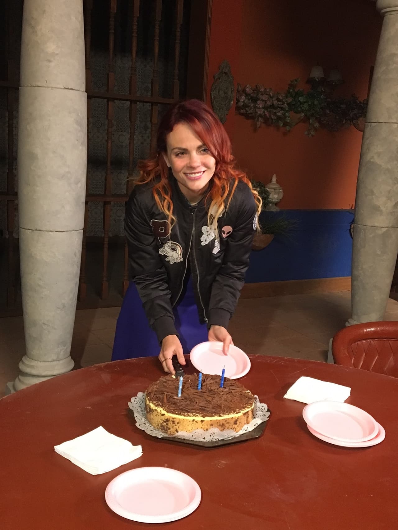 'Mi adorable maldición' festejó a Laura Carmine por su cumpleaños