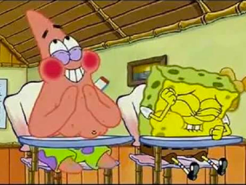 Recordemos el capítulo en el que Patricio acudió a la misma clase que Bob Esponja, distrayéndose en todo momento e incluso quitándole sus preciadas estrellas. Si tienes un amigo que te distrae siempre, lo mejor será no sentarte a su lado y pueden mejor divertirse en su tiempo libre.