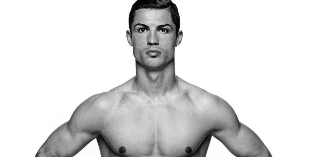 13. Cristiano Ronaldo: El delantero del Real Madrid tiene más de 9 millones de seguidores, síguelo en cristiano.