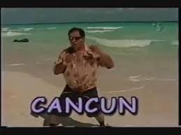 Antes de que su fama llegara de la mano de Eugenio Debez, su carrera inició como extra de cine a principio de la década de 1990.